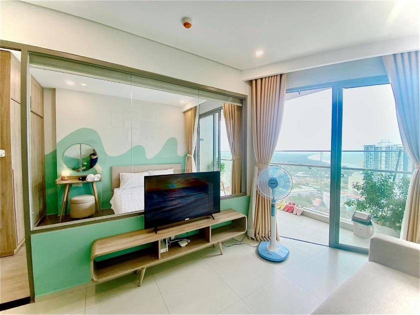 Căn hộ 2 Phòng ngủ có Ban công và Nhìn ra Biển