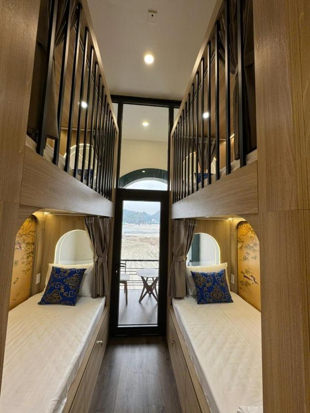 Phòng Ngủ Tập Thể Cho Cả Nam Và Nữ Phòng Ngủ Tập Thể Cho Cả Nam Và Nữ