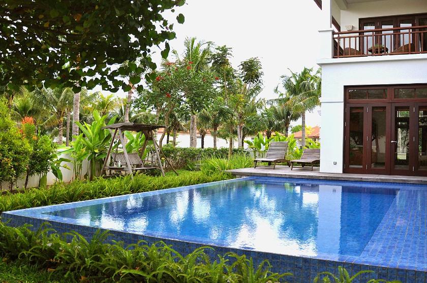 Biệt Thự Lớn 2 Phòng Ngủ Có Hồ Bơi Và bữa sáng