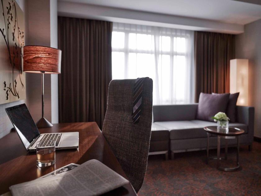 Phòng Deluxe Executive Giường cỡ King Nhìn ra Thành phố Phòng Deluxe Executive Giường cỡ King Nhìn ra Thành phố