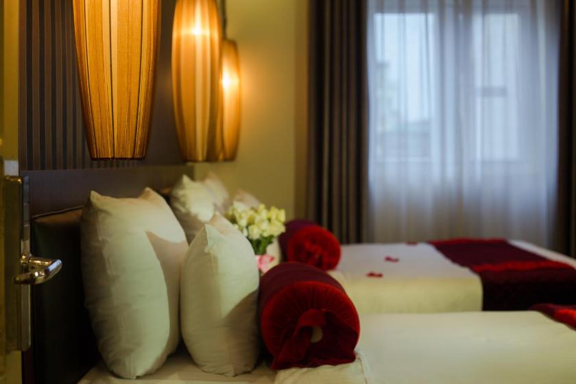 Suite Junior (3 Người lớn)