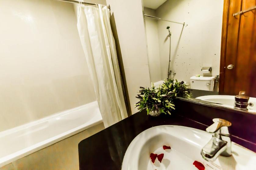Phòng Deluxe Giường Đôi Phòng Deluxe Giường Đôi