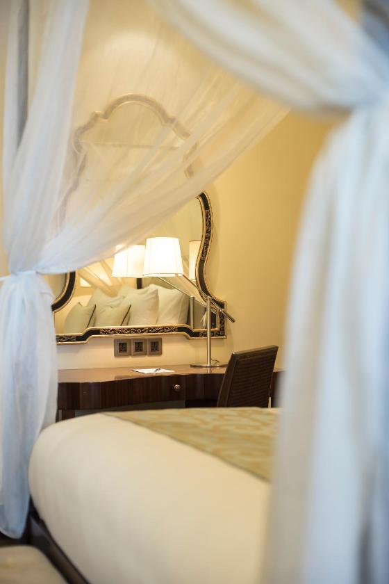 Suite Nghệ Thuật