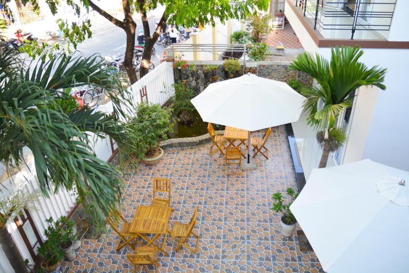 Phòng Deluxe Giường Đôi Có Ban Công Phòng Deluxe Giường Đôi Có Ban Công