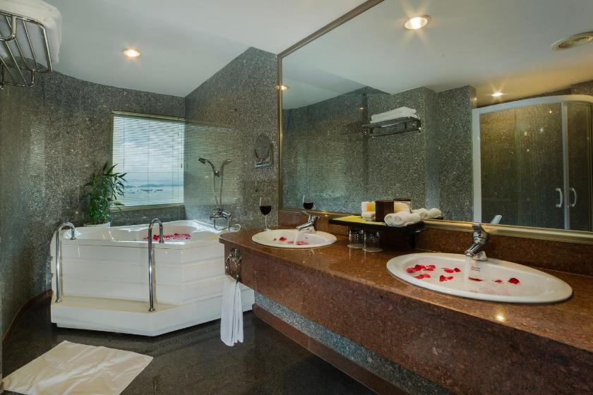 Suite Executive Nhìn Ra Biển