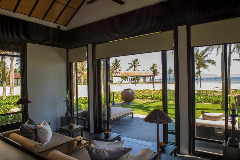 One bedroom Beachfront Villa King