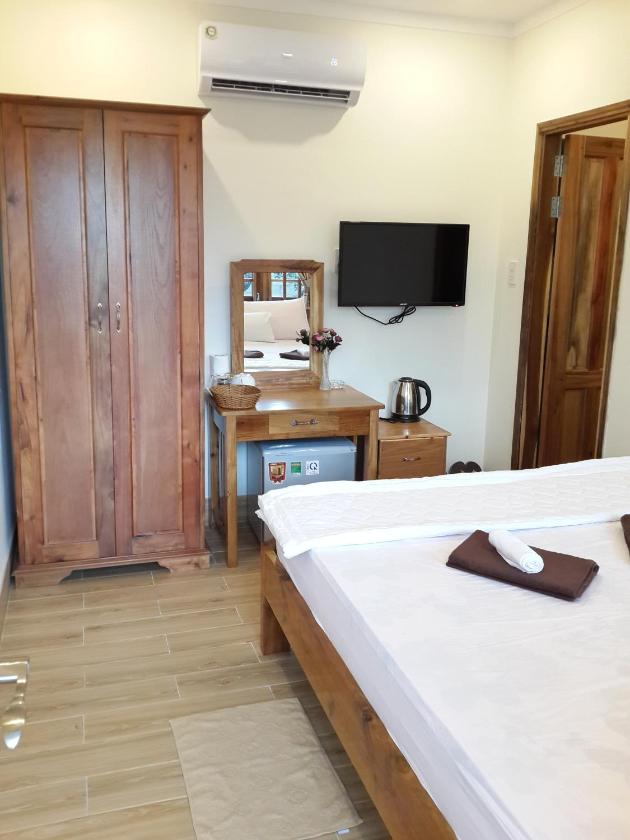 Bungalow Deluxe Bungalow Deluxe