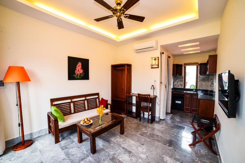 Suite Nhìn ra Hồ bơi Suite Nhìn ra Hồ bơi