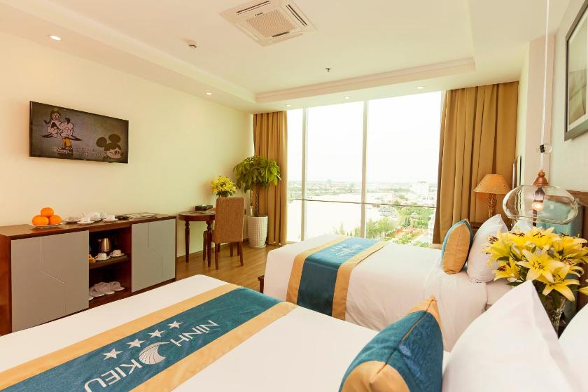 Phòng Superior 2 giường đơn nhìn ra cảnh thành phố