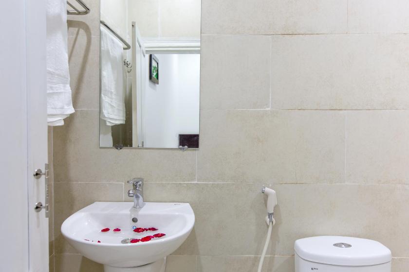 Phòng Deluxe Giường Đôi Có Ban Công Phòng Deluxe Giường Đôi Có Ban Công