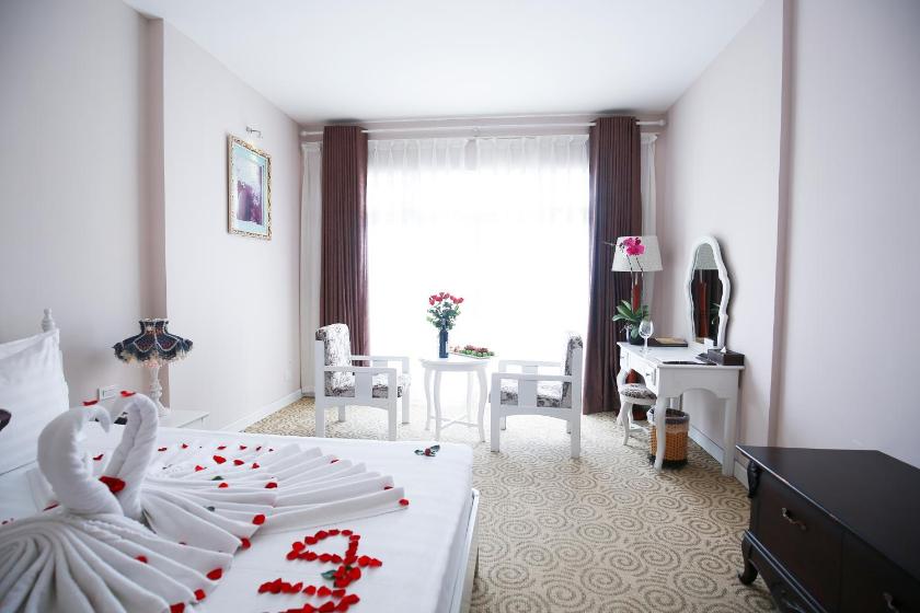 Phòng Superior Giường Đôi