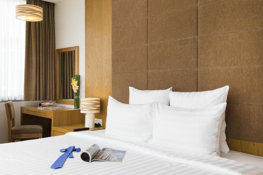 Suite Signature Với Bồn Tắm Nắng, Minibar & Trà Chiều Miễn Phí