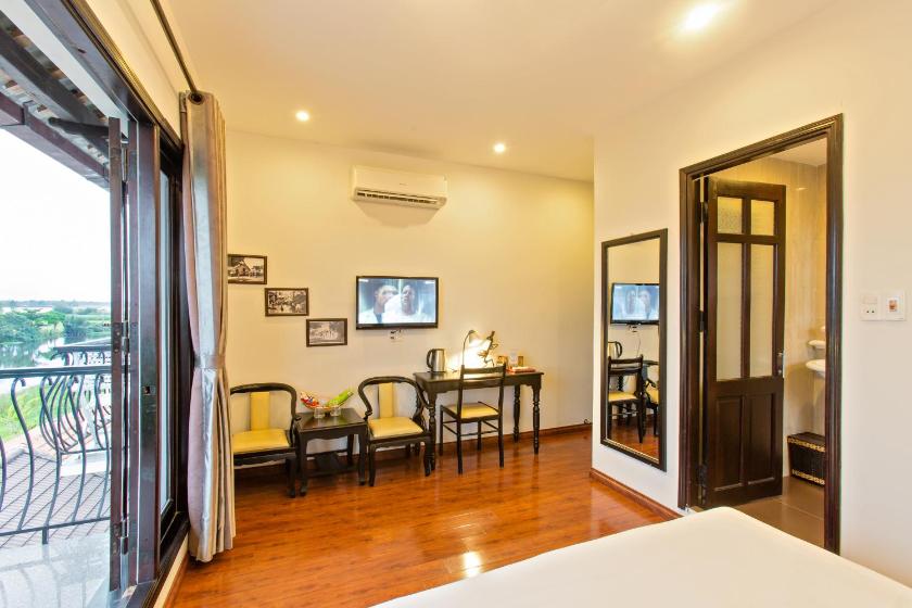 Phòng Deluxe Giường Đôi Nhìn Ra Sông Phòng Deluxe Giường Đôi Nhìn Ra Sông