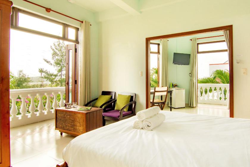 Phòng Gia Đình Có Ban Công Phòng Gia Đình Có Ban Công