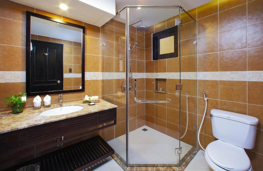 Phòng Tiêu Chuẩn Giường Đôi Có Ban Công - Miễn Phí Minibar Trong Phòng Phòng Tiêu Chuẩn Giường Đôi Có Ban Công - Miễn Phí Minibar Trong Phòng