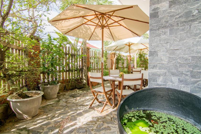 Phòng Deluxe Giường Đôi Có Ban Công Phòng Deluxe Giường Đôi Có Ban Công