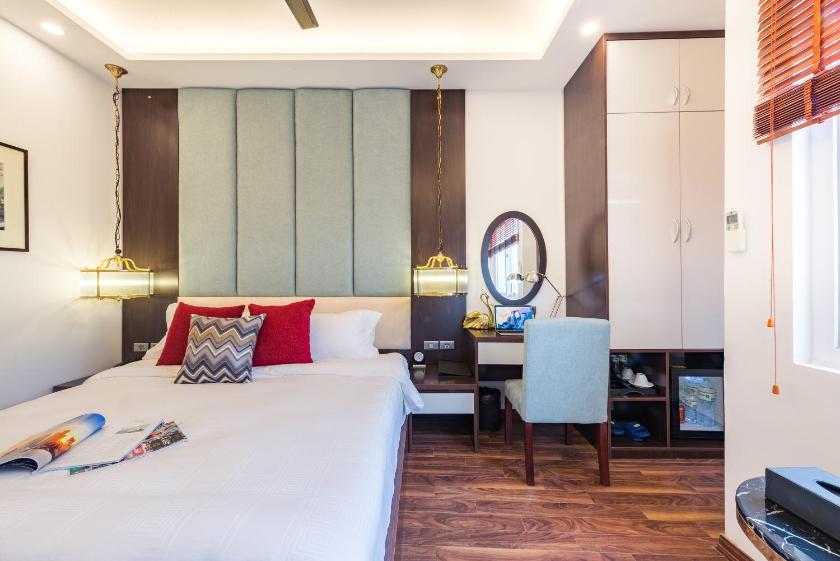 Phòng Deluxe Có Giường Cỡ Queen Phòng Deluxe Có Giường Cỡ Queen