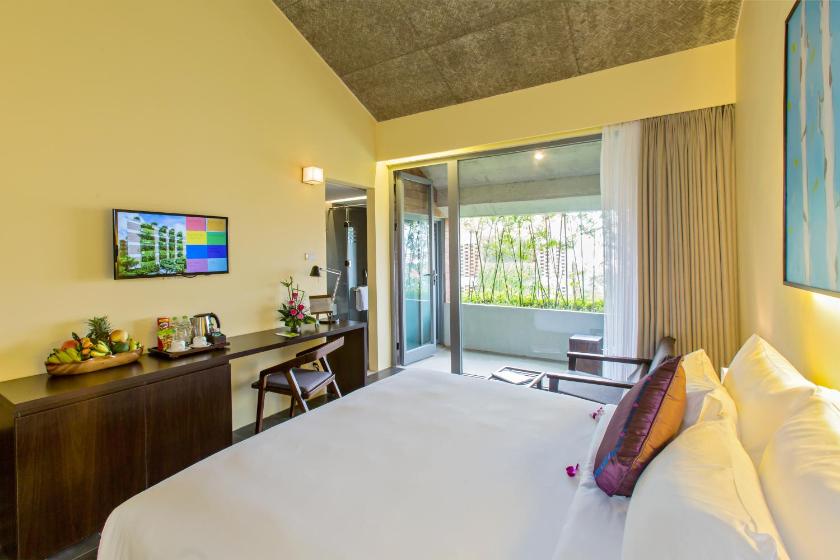 Phòng Deluxe Giường Đôi Nhìn Ra Thành Phố Phòng Deluxe Giường Đôi Nhìn Ra Thành Phố