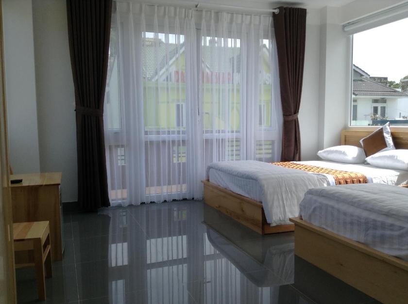 Suite Gia Đình Deluxe