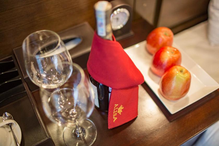 Suite cho 3 người Nhìn ra Biển - 2 Ngày 1 Đêm Suite cho 3 người Nhìn ra Biển - 2 Ngày 1 Đêm