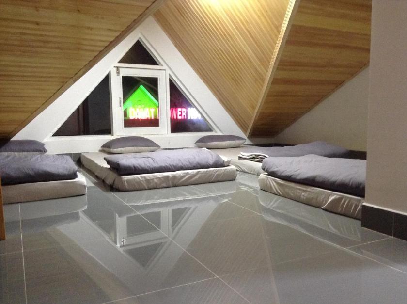 Giường trong Phòng ngủ tập thể 4 người