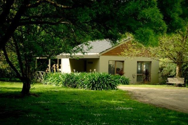 Stony Creek Cottages Red Hill Mornington Peninsula Rentalhomes Com