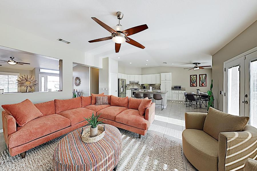 Lavish Home W Pool Hot Tub Game Room Home Bermuda Dunes