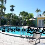 Alexander Palms Court   2 Blocks to Duval Street Key West