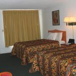Amazon Motel image 6
