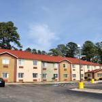 HomeTown Inn & Suites