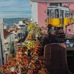 Alfama Patio Apartments