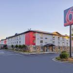 Little Rock Inn & Suites