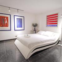 Ground Floor Canal Apartment