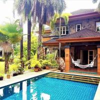 Palm Villa And Pool