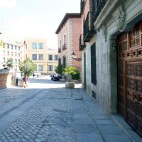 Plaza de Carros, 3