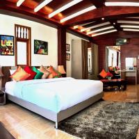 Patong Apartment - Thai Style Duplex Apartment near Beach