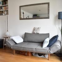 Cosy 1 bedroom Flat in Paris with Terrace