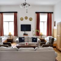 The House of ROCK! Central Big Flat For 11 Guests