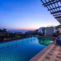 Seaview penthouse with pool at Kamala