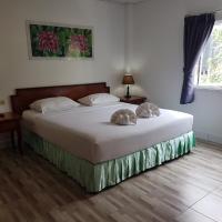 Welcome Inn Hotel @ karon Beach. Double room from only 600 Baht