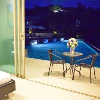 Studio Pool Access Karon Hill - G10