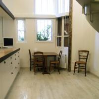 Urban Chic Montmartre Loft