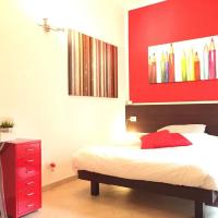 cozy apartment next to central station main shopping area + Duomo