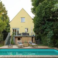 VINEYARD COTTAGE /W POOL & GARDEN