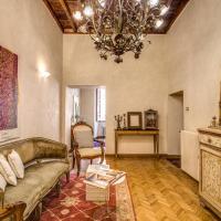 Luxurious Designer Apartment near the Pantheon