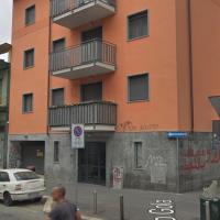 NAVIGLI APARTMENT WITH PRIVATE TERRACE AND PARKING