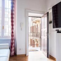 White and Clean Apartment near Metro MM1