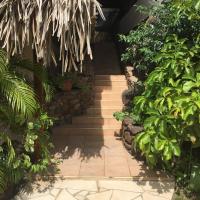 Homestays, Manaeva lodge