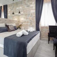 Bed and breakfasts, A Deluxe Rooms