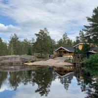 Luxury Holiday Home with Private Lake